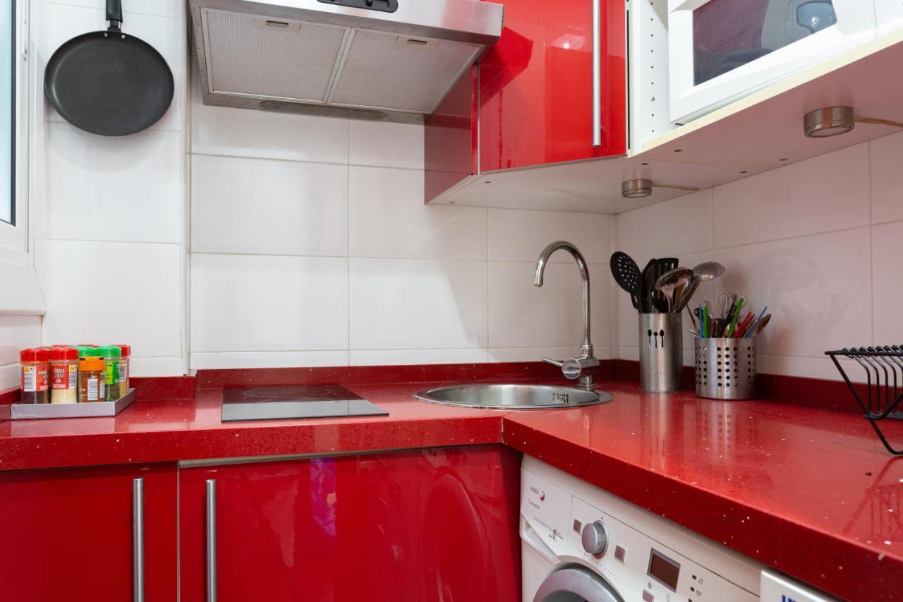 Aparteasy - Turo Park With Lovely Balcony บาร์เซโลนา ภายนอก รูปภาพ